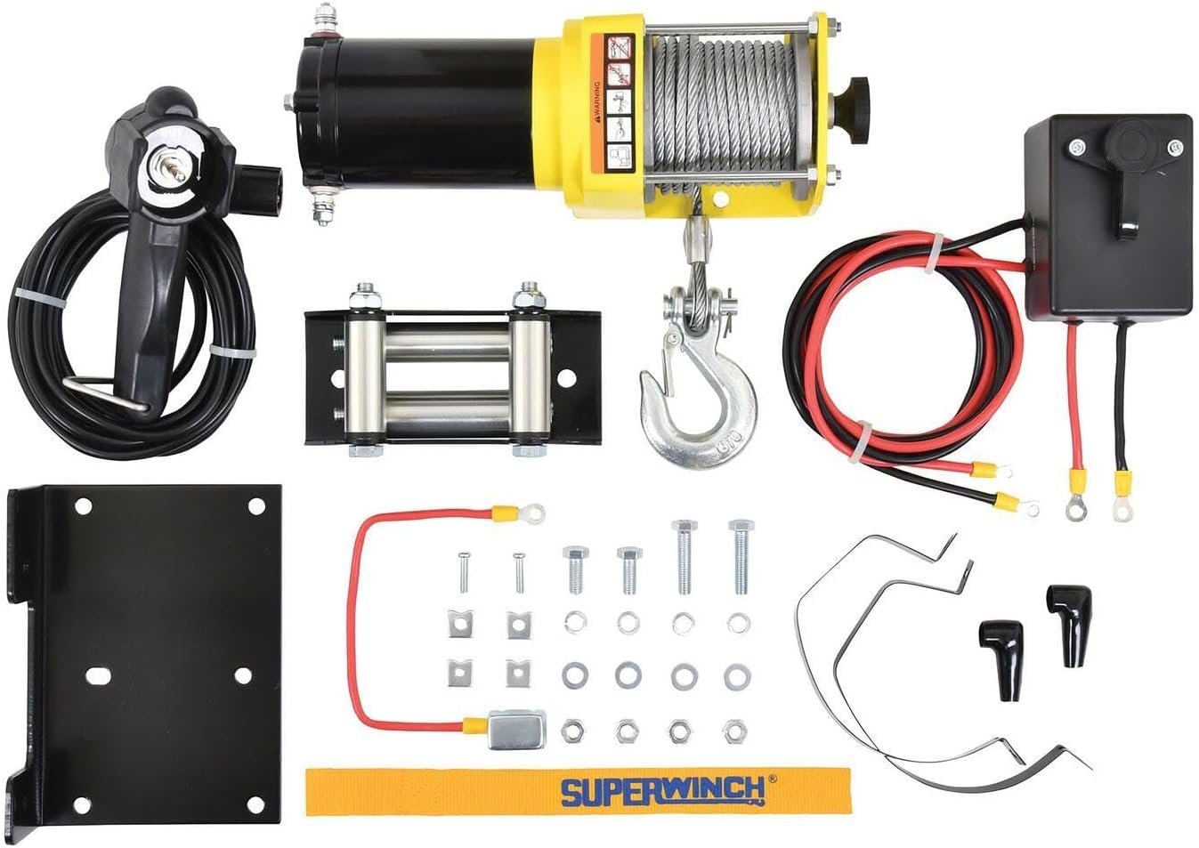 Contenu du kit du treuil Superwinch UT3000 : treuil, télécommande, câbles, plaque et visserie